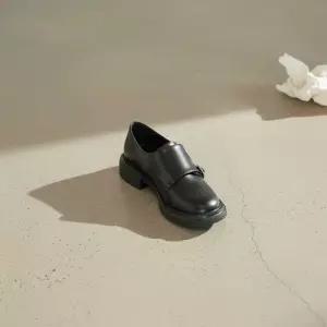 솔트앤초콜릿 라운드 토 더블 몽크 스트랩 슈즈 412419003 4cm2colors 1314932