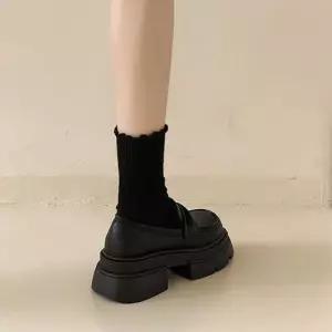 검정 로퍼 여자플랫슈즈 춘추 통굽 구두 키높이 단화 진피 ible3