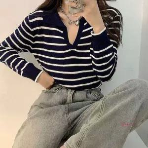 여성 베이직 스트라이프 브이넥 카라티 줄무늬티 긴팔fgh119