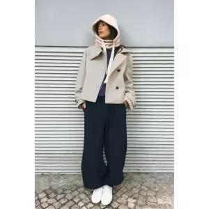 zara 자라 하이넥 숏 코트 - 베이지