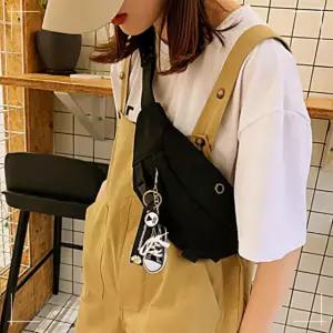 스트릿 미니 가방 화이트 힙색 블랙 크로스백 패니백 SWFHHTMP