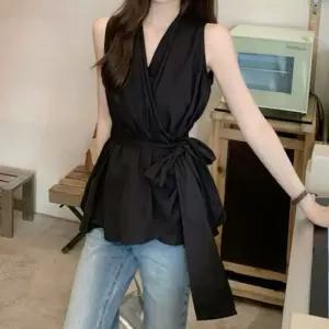 여름 민소매 랩 블라우스 브이넥 허리스트링 허리뒷밴딩 바스락 소재 블랙 블라우스