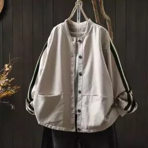 손오반 가을 빈티지 여친 데일리룩 재킷 가죽 차이나 PU 코트 KUK3