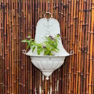 유럽풍 빈티지 철제 장식 벽걸이 정원 가드닝 소품 화분