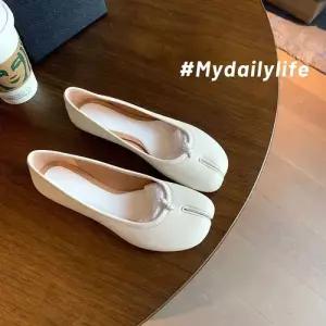 스파이더맨 여친 펌프스 소가죽 오픈토 가죽 단화 OPH5