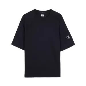 [롯데백화점]CP컴퍼니 SS26 남성 라이트 플리스 맨투맨 20CMSS034A 002246G 999