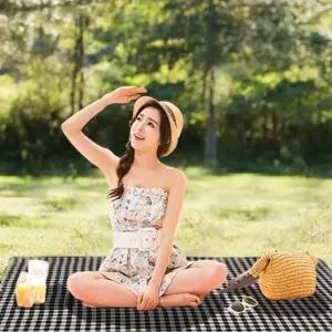 방수 피크닉 매트 소풍 돗자리 캠핑 한강 야외 텐트 여행용 접이식 패브릭 체크 소품_24798913