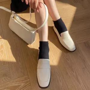 발편한 구두 샌들 슬리퍼 페니 첼시부츠 여성 여자로퍼 여자신발