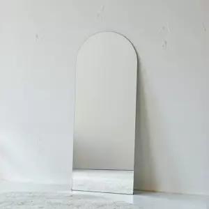 클로 아치형 전신거울 700