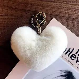 [오너클랜]러블리 하트 방울 털장식 예쁜 무지 키링 액세서리