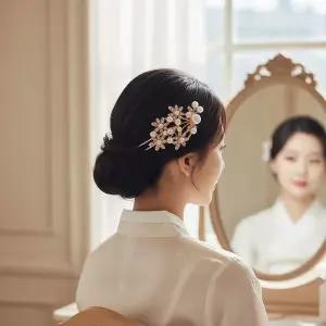 [오너클랜]웨딩 헤어핀 업스타일 장식 혼주 한복 뒤꽂이 돌잔치 비녀 세트
