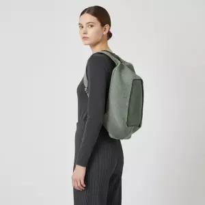 25FW 플리츠 백팩 HP58AG452-64)
