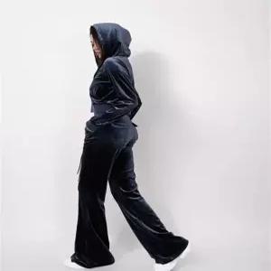 벨벳 트레이닝 세트 츄리닝 집업 부츠컷 후드 바지 외출 봄 여름 사계절용 운동복 상하의