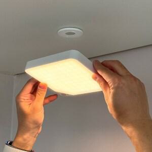 파카이라이트 사각 대용량 무타공 천장형 LED 자석 센서등 베란다등 - 리모컨포함