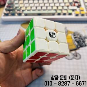 Qiyi XMD 토네이도 V1 3x3x3 큐브 흰색 스티커 버전 매직 스피드 개척자 퍼즐 완구