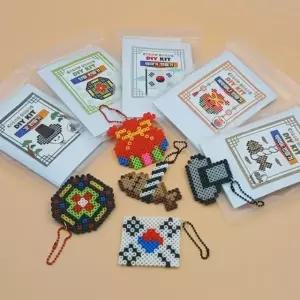 DIY 컬러비즈 만들기 세트 전통 문양 키링 선물 픽셀