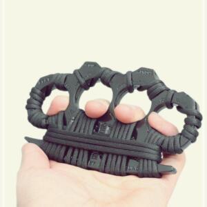 [2개구성] 자기방어 경호 업그레이드 셀프디펜스 블랙 호신용 택티컬용품 너클 FLWE3B601