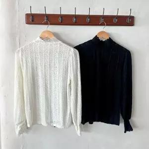 [하프클럽/옷자락]여성 펀칭 레이스 물결 넥폴라 봄 하객룩 퍼프 블라우스