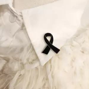 추모 부고 리본 브로치