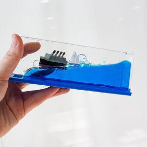 [2개구성] 루아즈 LUAZ-NT1 인테리어 집들이선물 물멍 워터볼 배 차량용 장식 소품 QWBB7E40