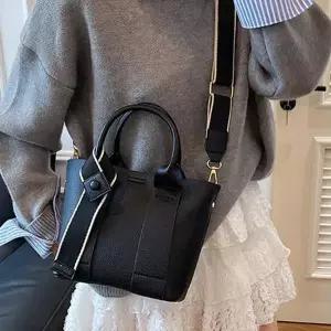 대학생가방 캐쥬얼 직장인가방 여성에코백 에코 학생