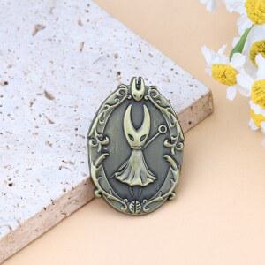 게임 홀로우 실크송 호넷 메탈 레트로 라펠 핀 백팩 모자 브로치 프레 액세서리 팬 선물