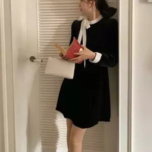 캐주얼 원피스 배색 리본 스트랩 벨벳