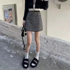 여성 하운드체크 미니스커트 블랙 A라인 숏 스커트