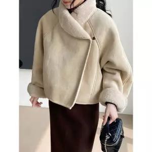 블랙팬서 한대 무스탕 사선버튼 램스울 일체형 여성코트 코트 상의 OPH1