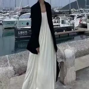 여성 2컬러 플리츠 끈나시 맥시원피스 민소매롱원피스