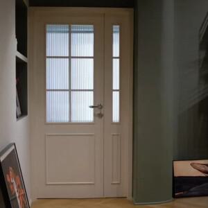 유럽과  스타일의 방에 들어가는 반대편 프랑스식 심플한 실내 오크 화이트 친환경 페인트