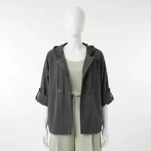 AK 앤클라인 블루밍 숏트렌치자켓 1종