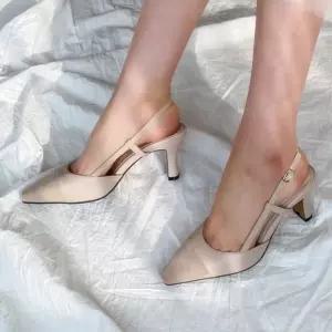 스웨이드 투톤 뾰족코 스트랩 슬링백 미들힐 여성구두Y