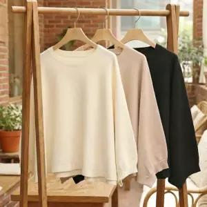 [옷자락]여자 봄 간절기 데일리 라운드넥 루즈핏 가오리 니트 티셔츠