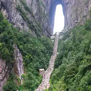 [선착순 8명 한정 전신마사지 포함] 장가계/원가계 6일 #구름 위에 무릉도원 #천문산케이블카 #관광지 중심 준5성급호텔 #리무진버스 #포토북#특식7회