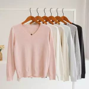 [잇수다] 헬리어 소프트 베이직 브이넥 루즈핏 봄 니트