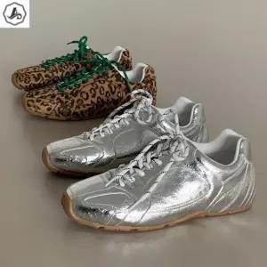 [애슬릿] 여성 스니커즈 메탈릭 레오파드 배색 운동화