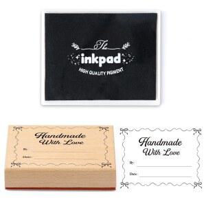 블랙 잉크 패드가 있는 EYxaxenk 패브릭 스탬프 - 핸드메이드 러브 보우 영구 커스텀 이름 스탬프 세탁 가능 재사용 가능한 개인용 패브릭 라벨 의류 퀼트 선물 사인 래핑 데코 3x4 인치