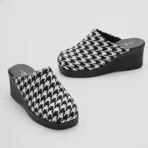 |CCS7ED7|여성 하운드투스 디자인 통굽 웨지 뮬 슬리퍼