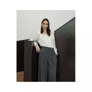 에고이스트 브이넥 러플 포인트 블라우스 ER3WB863 690554