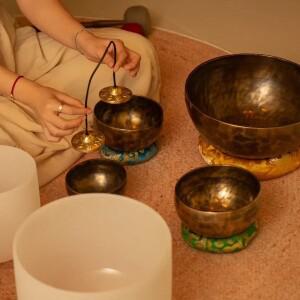 호환 티베트 심벌즈 핸드헬드 릴랙싱 영적 명상요가 의식 악기 성인 가족 친구용 드럼