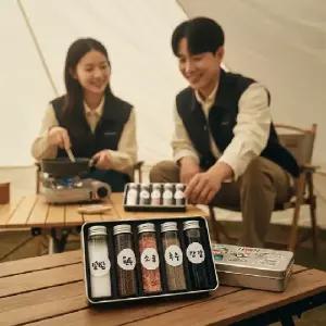 (색상 캠핑양념통세트)캠핑 양념통 세트 휴대용 조미료 보관함 여행용 소스 용기 파우치 구성