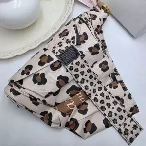 [애슬릿] 초경량 양산 암막 접이식 호피 예쁜 자외선 차단 우산