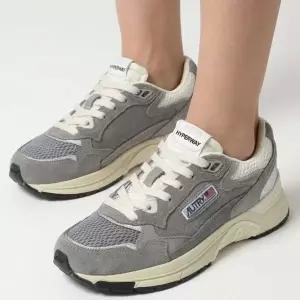 공식정품 오트리 운동화 스니커즈 AUTRY 26SS 하이퍼웨이 (HYLW UM15) 여친선물 운동화선물 명품신발 발편