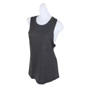 뉴발란스 여성 스포츠 민소매 나시 블랙 케쥬얼 휴가룩 이너탑 여자친구룩 데일리룩 내츄럴룩 심플한티셔츠