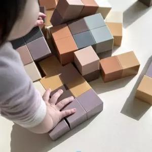 [마크라쏭]모노톤 자석블럭 4cm 32pcs 조립 모양만들기 활동 시지각 발달 교구 어린이