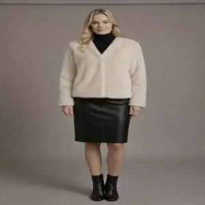 [노블밍크]CJ1003 엘레강스 페이크퍼 자켓 화이트