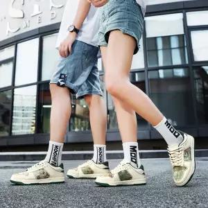 샤오원샵 여친 캐주얼 캔버스화 통기성 키높이 사계절 키작녀 커플 꾹5