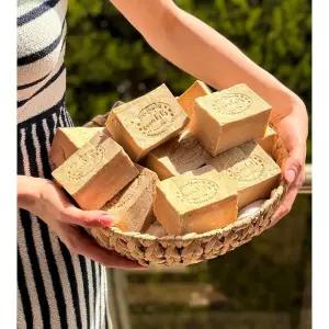 Jatisse - 알레포 비누 - (2팩 - 각 198.4g(7온스))% 로렐 오일, %80 올리브 오일, 전통 생산, 천연 - 비건