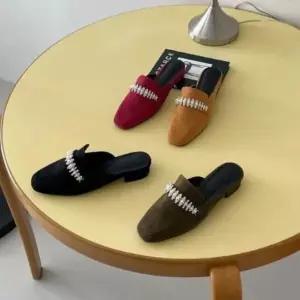 [하프클럽/]여성 로우힐 인조가죽 사각코 샌들힐 블로퍼